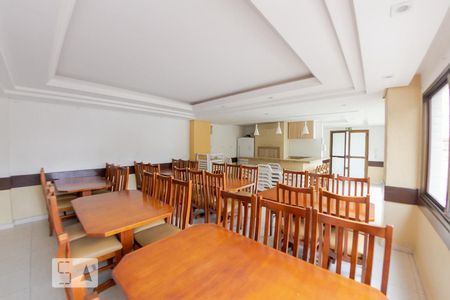 Apartamento à venda com 75m², 3 quartos e 2 vagasÁrea comum - Salão de festas