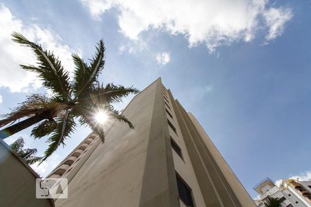 Apartamento à venda com 84m², 3 quartos e 1 vagaFachada