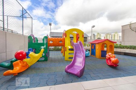 Studio para alugar com 33m², 1 quarto e 1 vaga Studio para alugar com 33m², 1 quarto e 1 vagaÁrea Comum - Playground