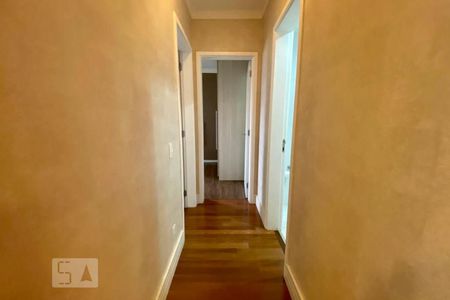 corredor de apartamento à venda com 2 quartos, 57m² em Barra Funda, São Paulo