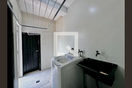 Casa à venda com 140m², 2 quartos e 2 vagasÁrea de Serviço