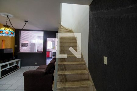 Escada de casa à venda com 3 quartos, 140m² em Vila Gertrudes, São Paulo