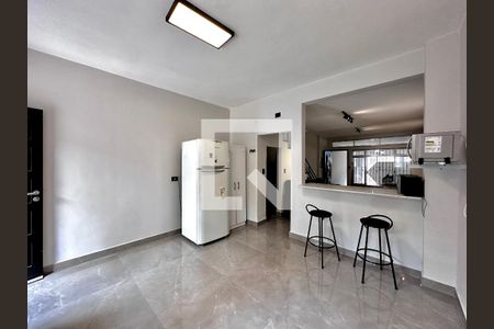 Casa à venda com 140m², 2 quartos e 2 vagasCozinha