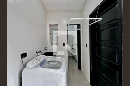 Casa à venda com 140m², 2 quartos e 2 vagasÁrea de Serviço