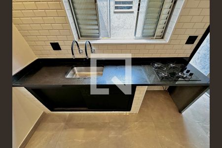 Casa à venda com 140m², 2 quartos e 2 vagasCozinha