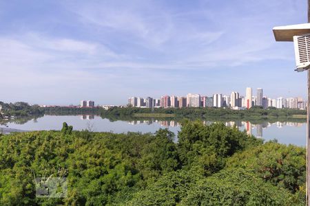 Apartamento para alugar com 65m², 2 quartos e sem vaga Apartamento para alugar com 65m², 2 quartos e sem vagaVista