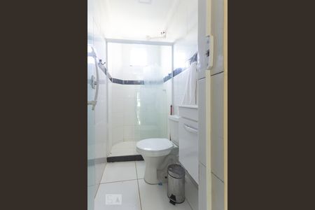 Apartamento para alugar com 65m², 2 quartos e sem vaga Apartamento para alugar com 65m², 2 quartos e sem vagaBanheiro