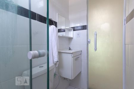 Apartamento para alugar com 65m², 2 quartos e sem vaga Apartamento para alugar com 65m², 2 quartos e sem vagaBanheiro