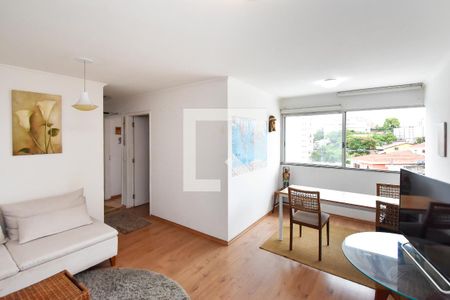 Sala de apartamento para alugar com 3 quartos, 68m² em Vila Madalena, São Paulo