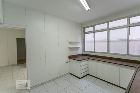 Apartamento à venda com 430m², 4 quartos e 3 vagasCozinha