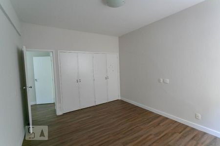 Apartamento à venda com 430m², 4 quartos e 3 vagasQuarto 1