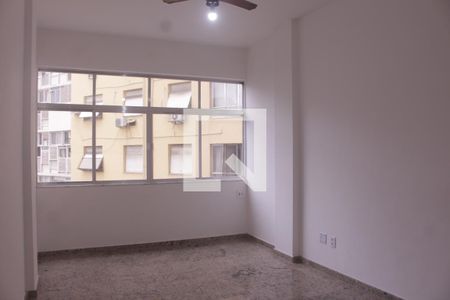 Sala de Apartamento com 1 quarto, 35m² Copacabana