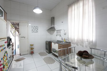 Casa à venda com 250m², 2 quartos e sem vagacozinha