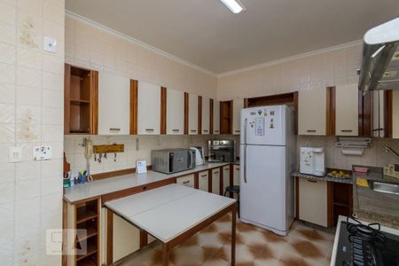 Apartamento à venda com 200m², 3 quartos e 3 vagasCozinha