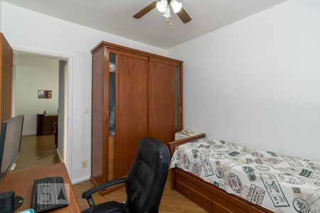 Apartamento à venda com 200m², 3 quartos e 3 vagasQuarto 2