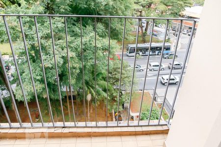 Sacada Sala de apartamento à venda com 2 quartos, 70m² em Vila Sofia, São Paulo