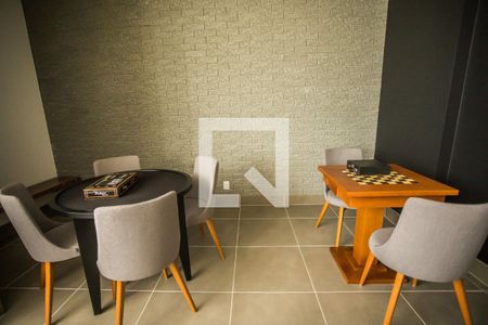 Apartamento para alugar com 56m², 2 quartos e 1 vaga Apartamento para alugar com 56m², 2 quartos e 1 vagaÁrea comum - Salão de Jogos