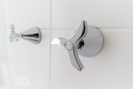 Banheiro de apartamento para alugar com 3 quartos, 56m² em Vila Paulista, São Paulo