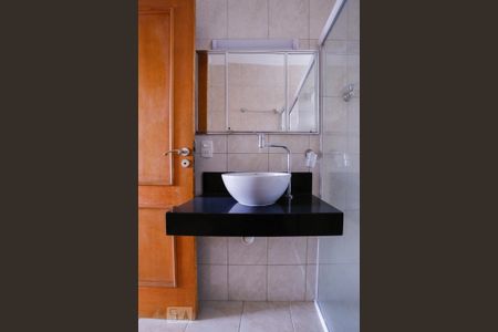Apartamento à venda com 100m², 3 quartos e 1 vaga Apartamento à venda com 100m², 3 quartos e 1 vagaBanheiro Social
