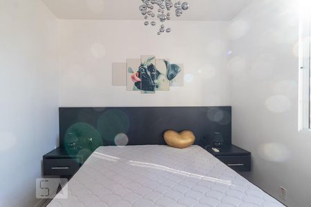 Quarto 1 de apartamento para alugar com 2 quartos, 52m² em Mário Quintana, Porto Alegre