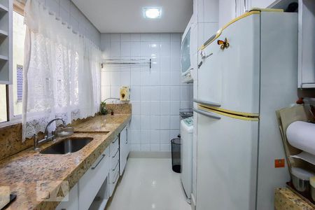 Apartamento à venda com 74m², 3 quartos e 2 vagasCozinha