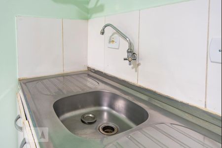 Pia  de kitnet/studio para alugar com 1 quarto, 20m² em Vila São Pedro, Santo André