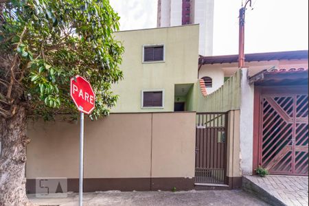 Fachada de kitnet/studio para alugar com 1 quarto, 20m² em Vila São Pedro, Santo André