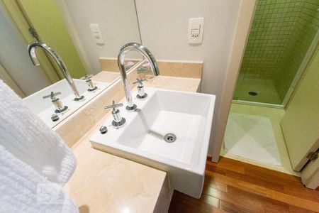 Apartamento à venda com 43m², 1 quarto e 1 vagaCorredor - Torneira