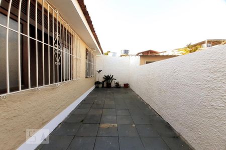 Casa para alugar com 70m², 1 quarto e sem vagaQuintal
