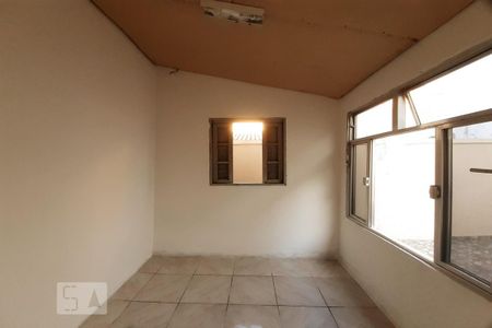 Casa para alugar com 70m², 1 quarto e sem vagaQuarto extra