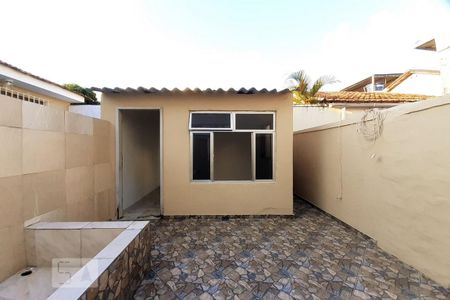 Casa para alugar com 70m², 1 quarto e sem vagaQuintal