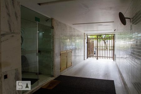 Apartamento para alugar com 35m², 1 quarto e sem vaga Apartamento para alugar com 35m², 1 quarto e sem vagaHall