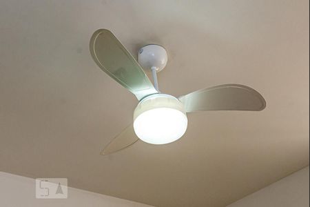 Sala- Ventilador de Teto de apartamento para alugar com 1 quarto, 35m² em Leblon, Rio de Janeiro