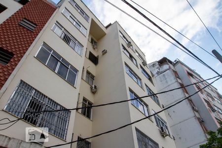 Apartamento para alugar com 35m², 1 quarto e sem vaga Apartamento para alugar com 35m², 1 quarto e sem vagaFachada