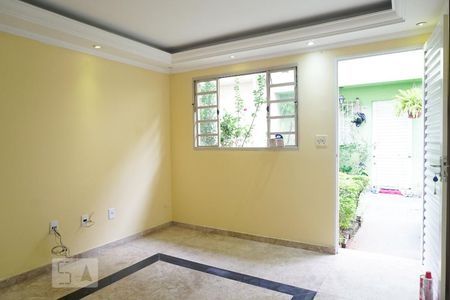 Sala de casa de condomínio à venda com 2 quartos, 63m² em Jardim Norma, São Paulo