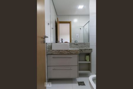 Apartamento para alugar com 53m², 1 quarto e 1 vaga Apartamento para alugar com 53m², 1 quarto e 1 vagaBanheiro da suíte