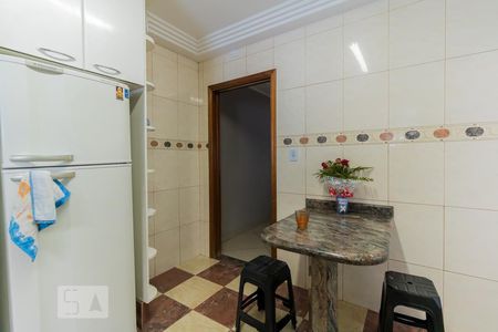 Casa para alugar com 250m², 3 quartos e 2 vagasCozinha