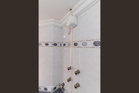 Casa para alugar com 250m², 3 quartos e 2 vagasDetalhe banheiro