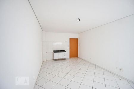 Sala quarto e cozinha de apartamento para alugar com 1 quarto, 29m² em Tatuapé, São Paulo
