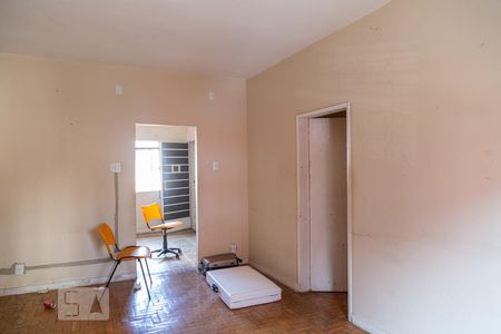 Sala de casa à venda com 3 quartos, 80m² em Ouro Preto, Belo Horizonte