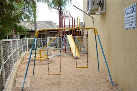 Área comum - Playground de casa de condomínio para alugar com 2 quartos, 77m² em Rio Branco, Canoas