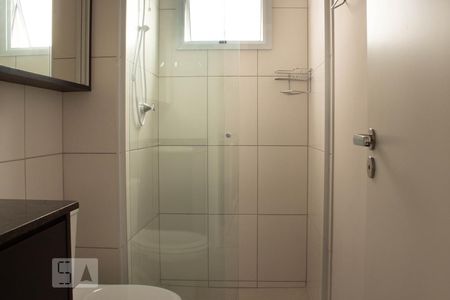 Banheiro de kitnet/studio para alugar com 1 quarto, 36m² em Chácara Inglesa, São Paulo