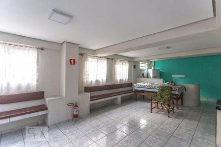 Apartamento à venda com 76m², 2 quartos e 1 vagaSalão de festas