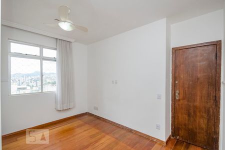 Apartamento para alugar com 140m², 3 quartos e 1 vagaSuíte