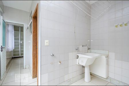 Apartamento para alugar com 140m², 3 quartos e 1 vagaÁrea de Serviço