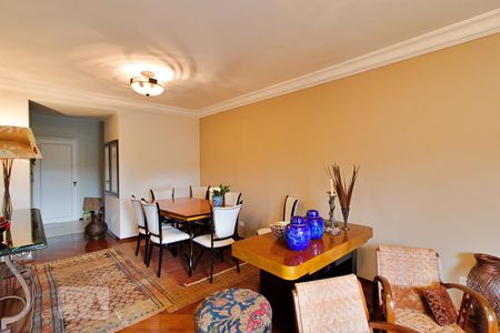 Apartamento à venda com 120m², 3 quartos e 3 vagas Apartamento à venda com 120m², 3 quartos e 3 vagasSala