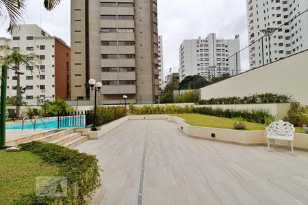 Apartamento à venda com 120m², 3 quartos e 3 vagas Apartamento à venda com 120m², 3 quartos e 3 vagasÁrea comum