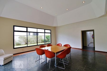 Apartamento à venda com 120m², 3 quartos e 3 vagas Apartamento à venda com 120m², 3 quartos e 3 vagasÁrea comum - Salão de festas