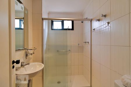 Apartamento à venda com 120m², 3 quartos e 3 vagas Apartamento à venda com 120m², 3 quartos e 3 vagasBanheiro