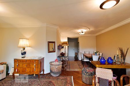 Apartamento à venda com 120m², 3 quartos e 3 vagas Apartamento à venda com 120m², 3 quartos e 3 vagasSala